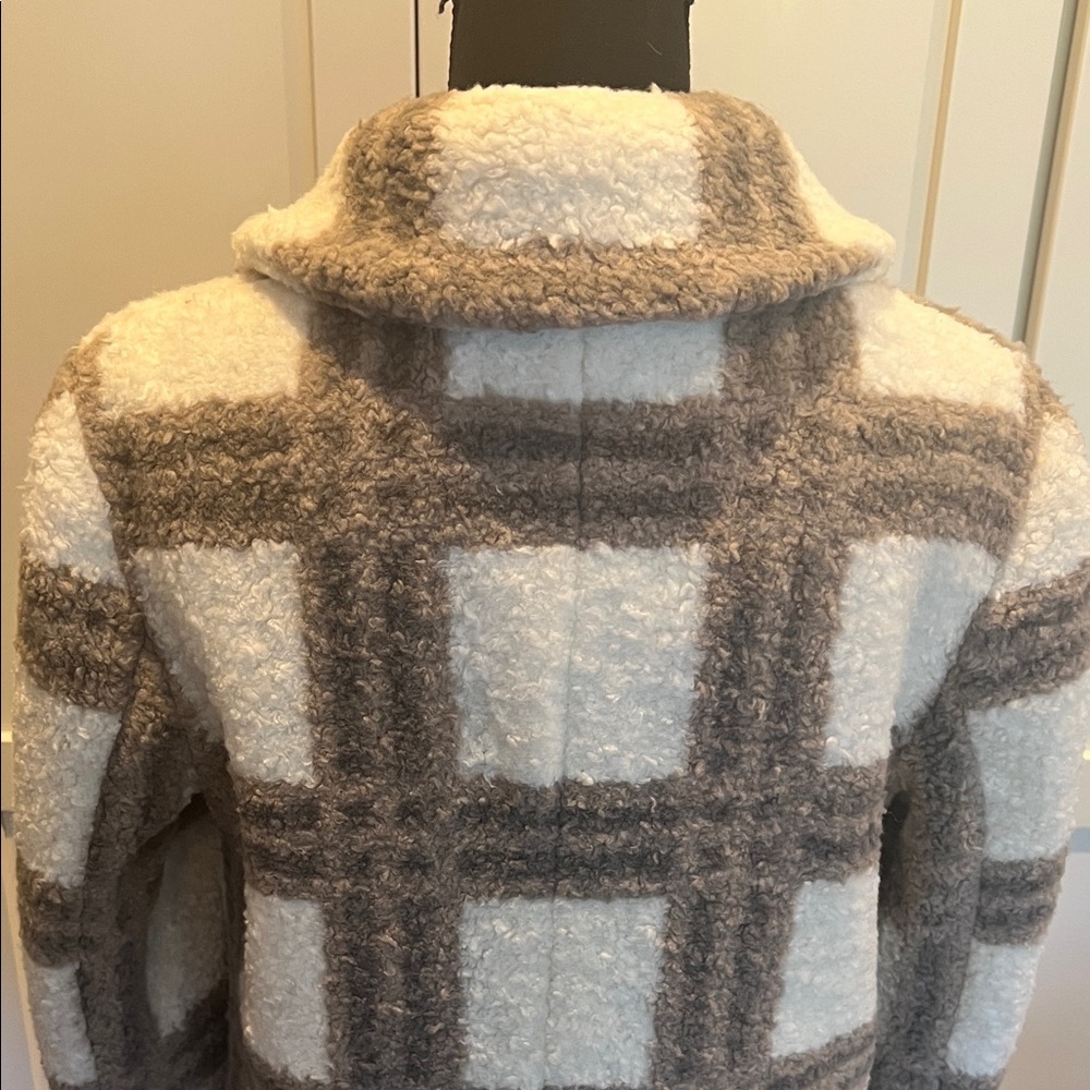 Anthropologie NVLT Tan Teddy Coat – Cream & Tan Windowpane – Size XS – EUC - Picture 9 of 10